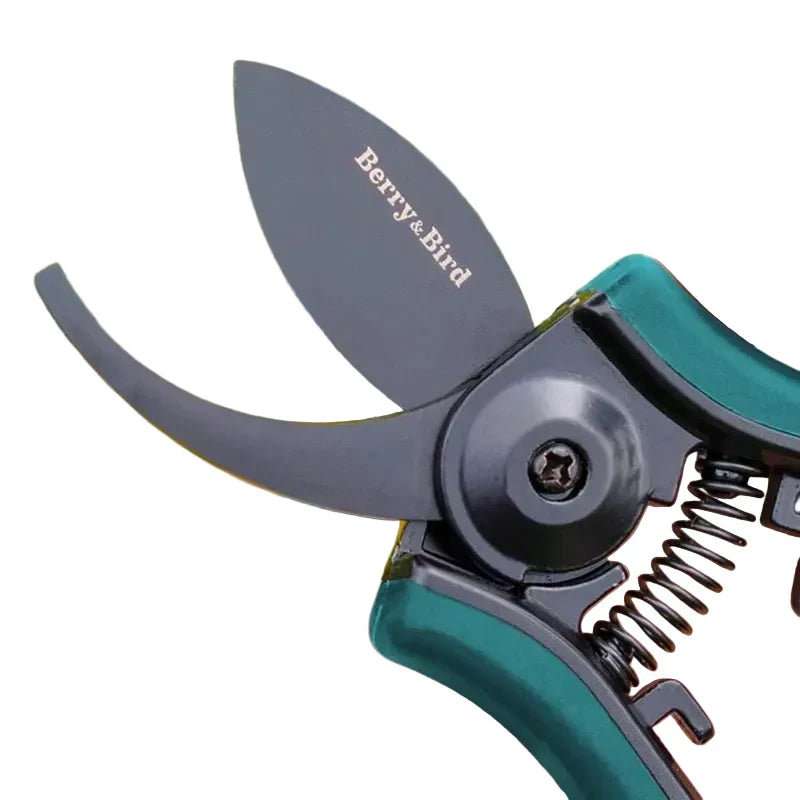Gartenschere aus Metall mit rutschfestem Griff – Bypass-Schere zum Schneiden von Pflanzen und Zweigen